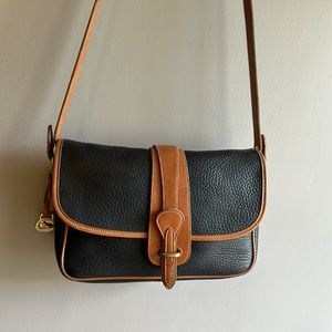 Dooney & Burke crossbody bag  good condition